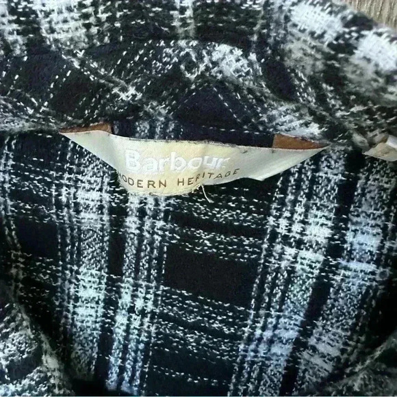 Barbour Mens Plaid Flannel Thora Shirt Sz M* Pockets 100% Cotton Gorpcore Button - Picture 3 of 10